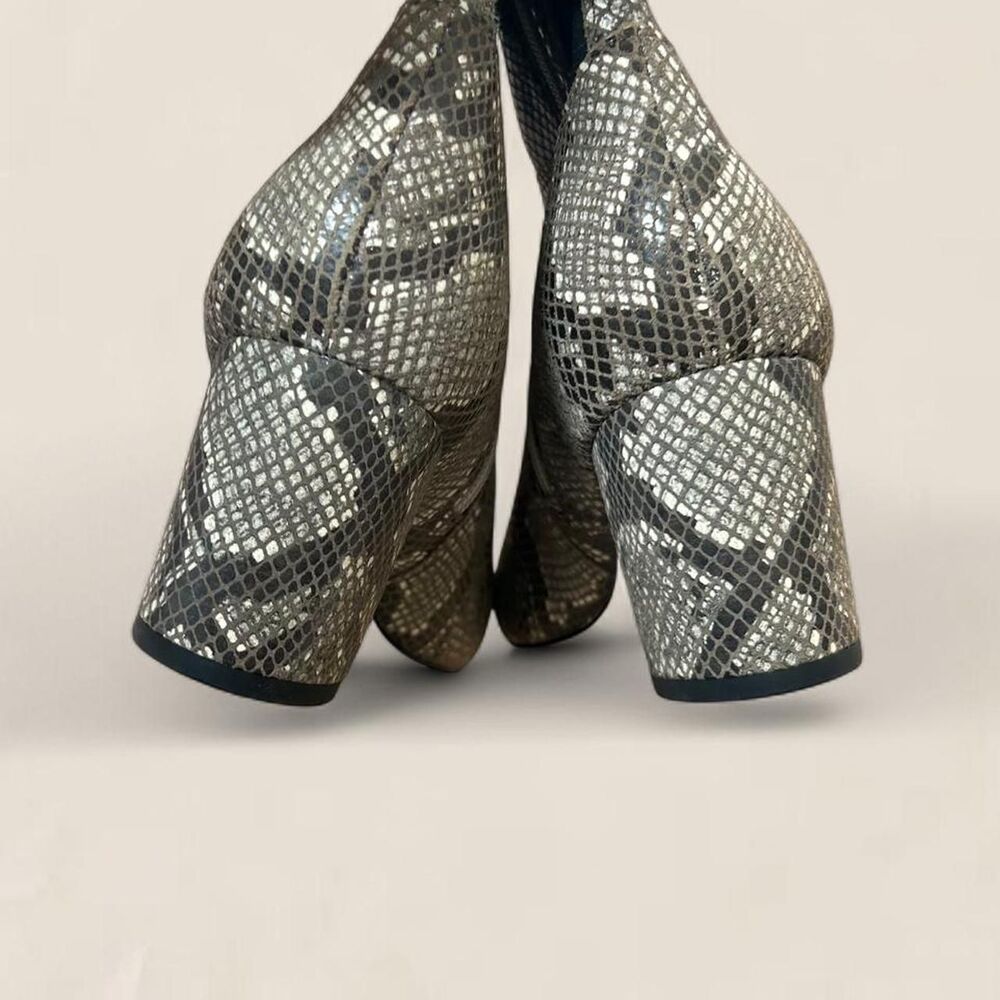 Donald J Pliner grey python snakeskin leather Par… - image 6